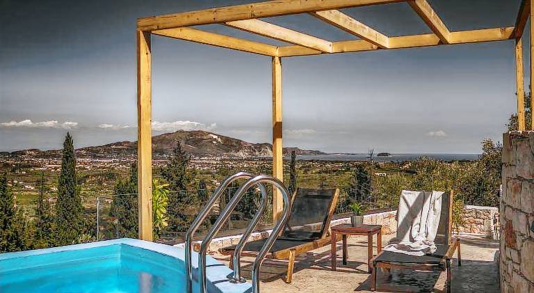 Fully equipped villa with patio, garden & BBQ | Pet-friendly — photo 5