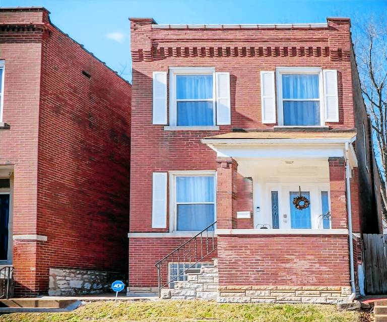 House  Tower Grove East
