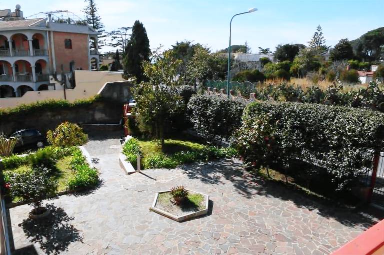 Bed & Breakfast  Portici