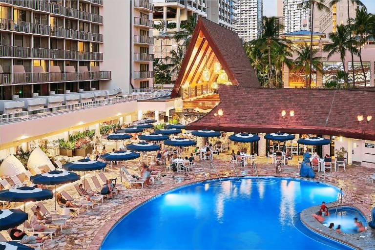 OUTRIGGER Reef Waikiki Beach Resort — photo 2