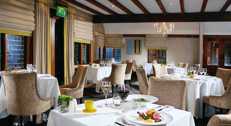 Langshott Manor - A Small Luxury Hotel — photo 4
