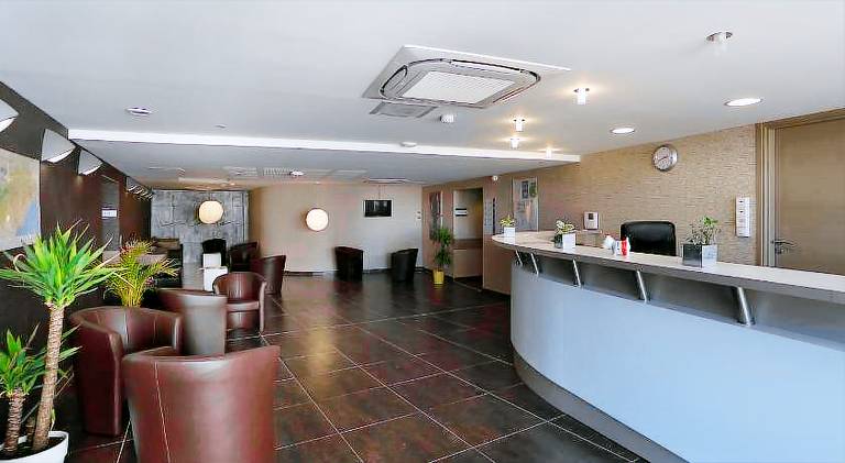 Serviced apartment with pool & sauna — photo 5