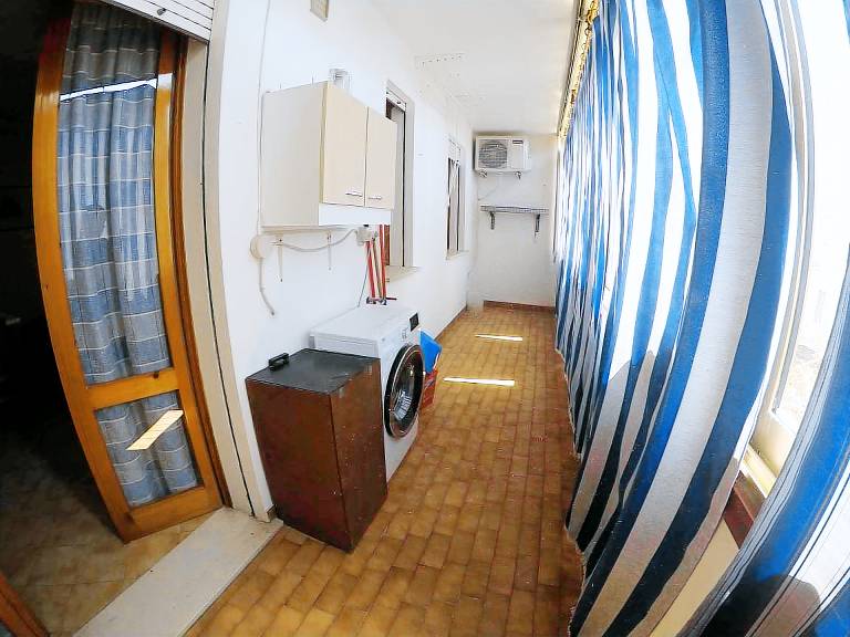Rental apartment with patio — photo 5