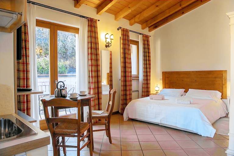 Aparthotel  Albisano