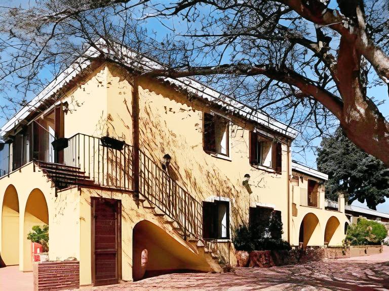 Farm with pool, terrace & yard | Dogs allowed in Riposto