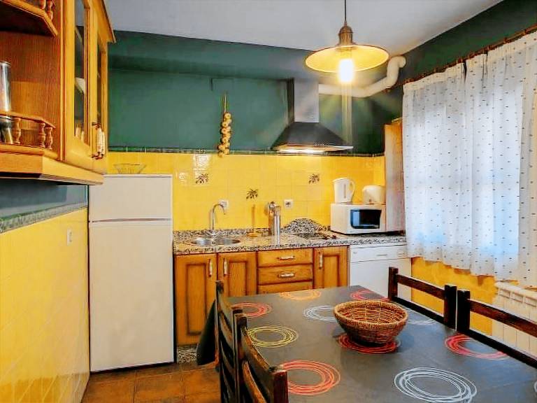 Lovely house with pool, garden & barbeque | Nature view | Pets are welcome — photo 3