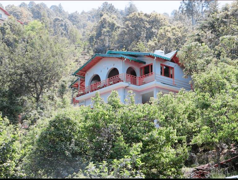 Villa with terrace & yard | Suitable for remote work — photo 4