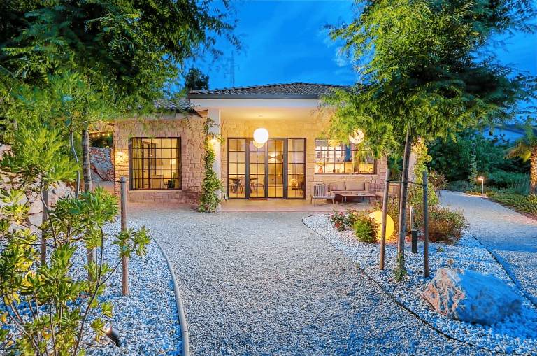 Fully equipped villa with garden, patio & barbecue | Sea view | Pets are welcome — photo 3