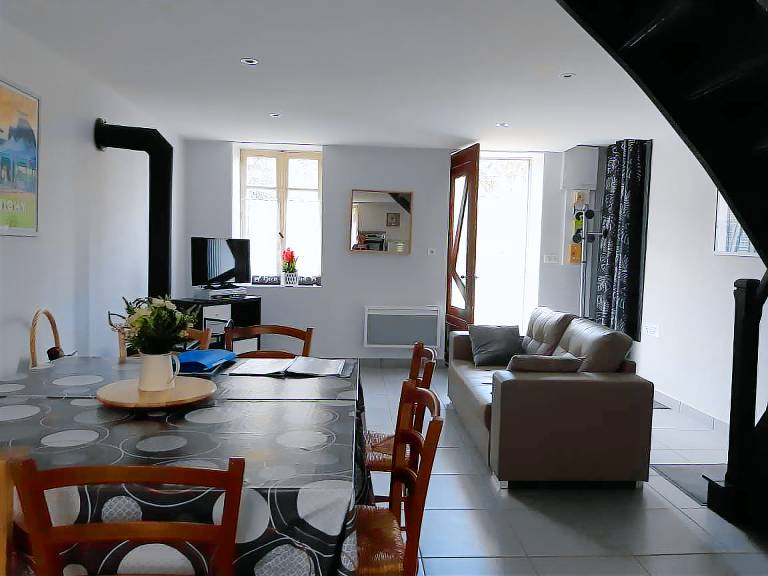 Gite with garden — photo 3