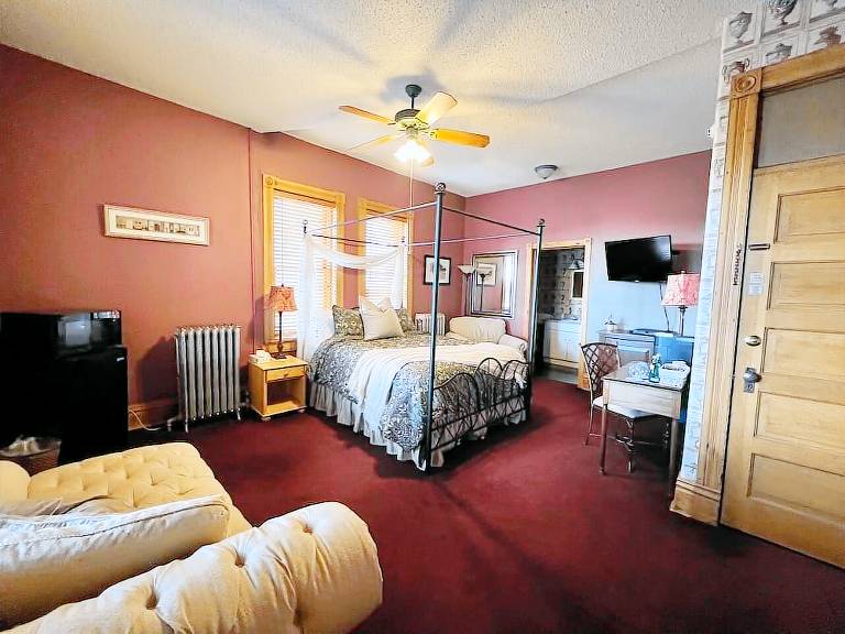 Bed and breakfast  Cripple Creek