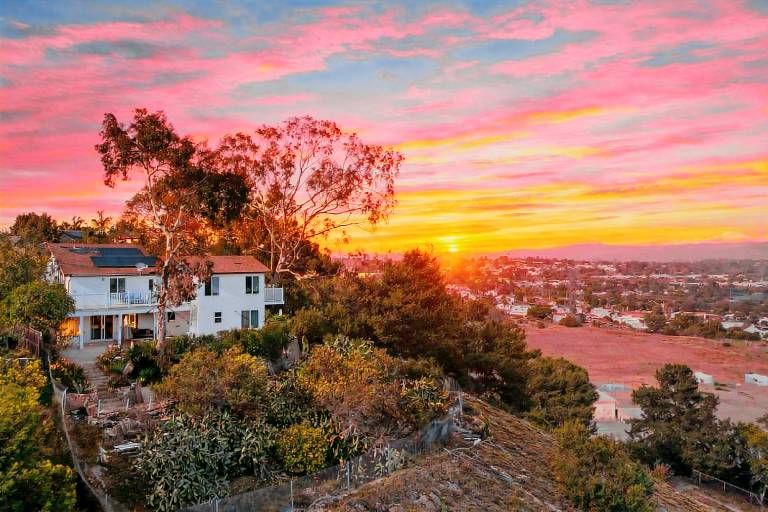 Vacation home with private pool in Oceanside, CA