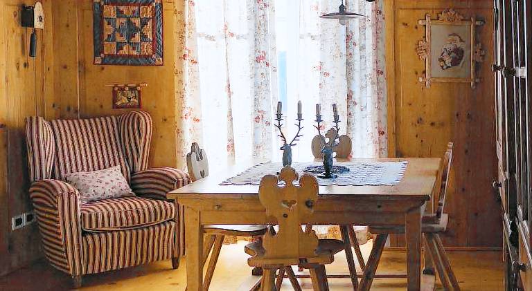 Rental apartment with patio, yard & barbecue — photo 4