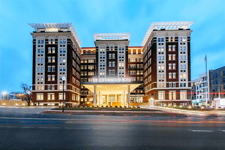 Kimpton Cottonwood By IHG — photo 2