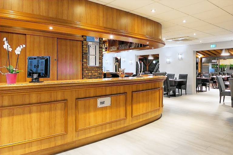 Comfort Hotel Evreux — photo 3