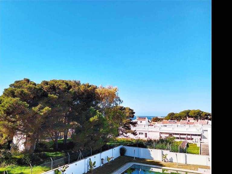 Rental apartment with pool, garden & terrace | Sea view | Beach nearby | Pet-friendly — photo 3