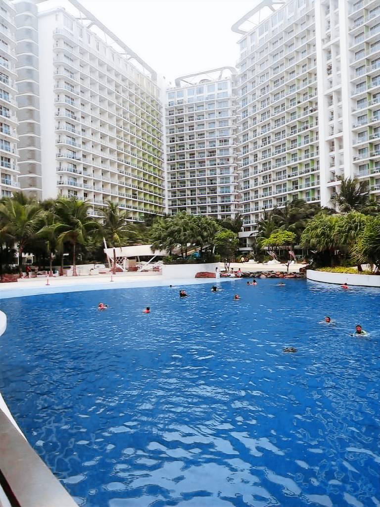 Holiday apartment with pool | Good for workation | Pets allowed in Pasay