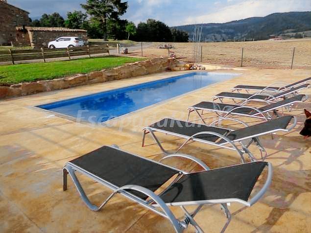 Cottage with pool, garden & barbecue | Mountain view — photo 2