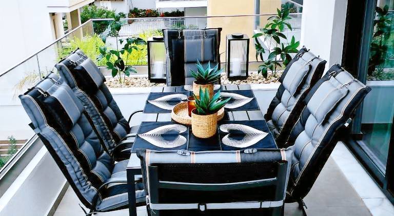 Apartment with patio, garden & private pool — photo 5