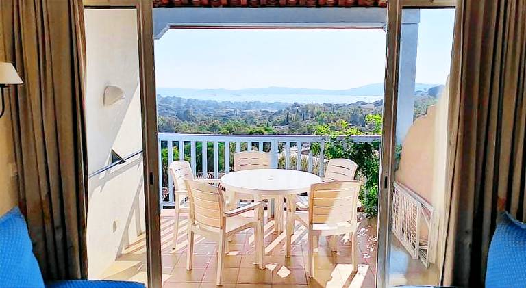 Rental apartment with pool — photo 3