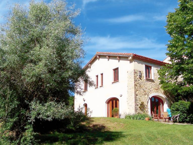 House with terrace, pool & yard | Nature view — photo 2