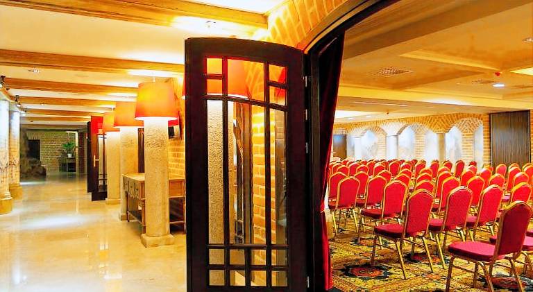 Hotel Zamek — photo 2