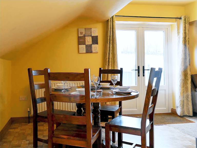 Children-friendly lovely cottage with garden | River view | Pets allowed — photo 5