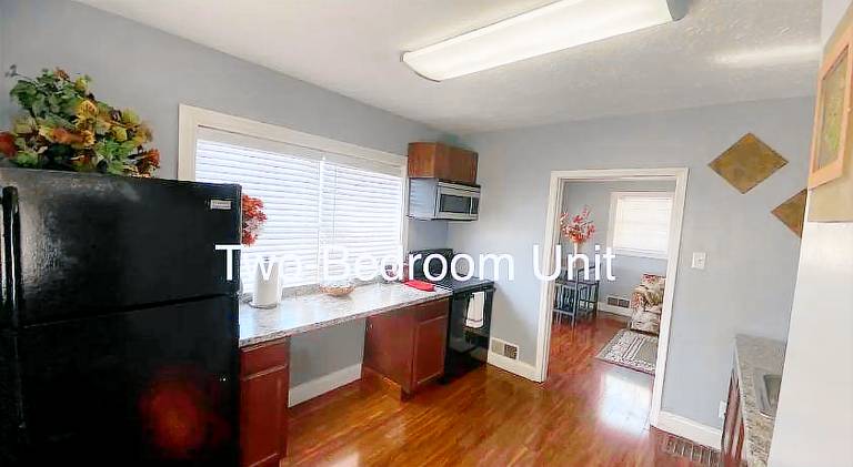 Rental apartment with patio & jacuzzi — photo 5