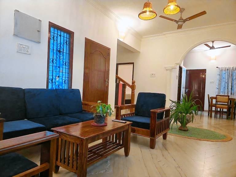 280 m&sup2; Ferienhaus