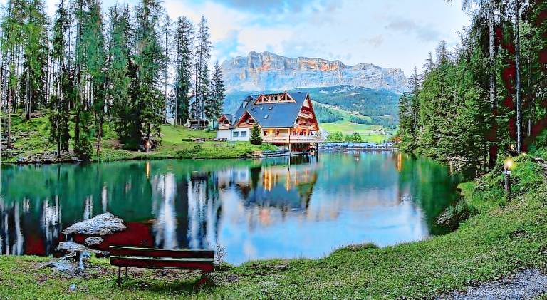 Beautiful serviced apartment with sauna, patio & yard | Perfect for remote work | Dogs allowed in Badia