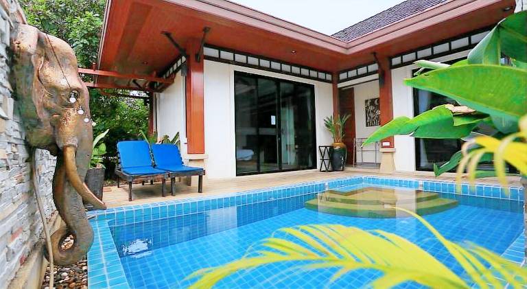 Villa with pool in Rawai