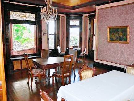 Henderson Castle Inn — photo 5