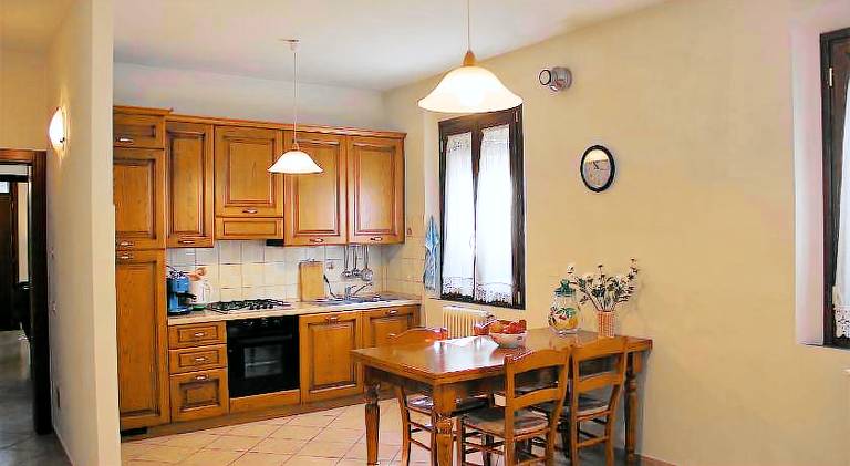 Apartment with 2 rooms for 6 persons — photo 2