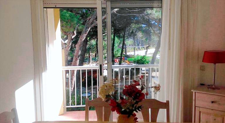 Holiday apartment with terrace & yard | Close to the beach | Dogs allowed — photo 4