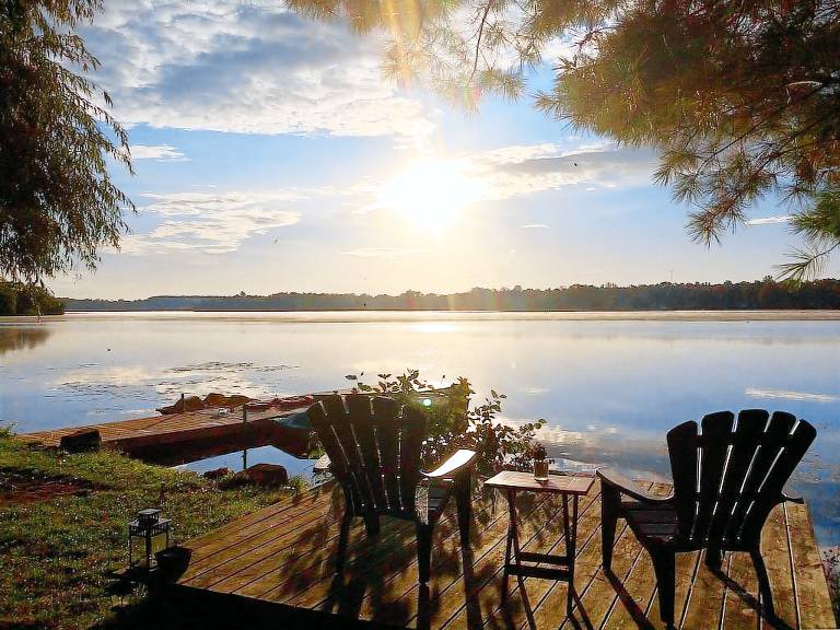Cottage Lakefield