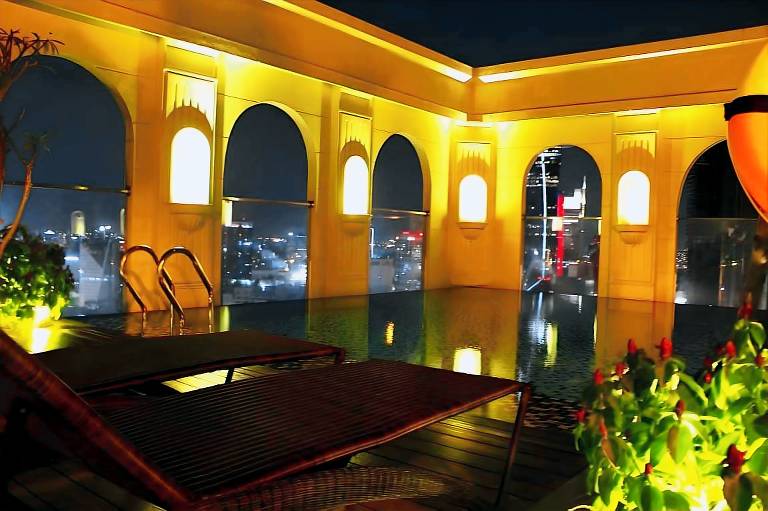 Beautiful apartment with pool, barbecue & yard | Near Bến Thành Market | Perfect for remote work | Pet-friendly — photo 3