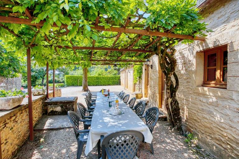 Fully equipped gite with grill & pool | Pets allowed — photo 2