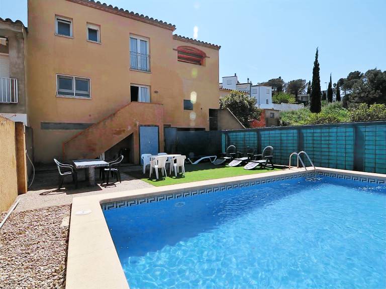 Villa  Viladamat