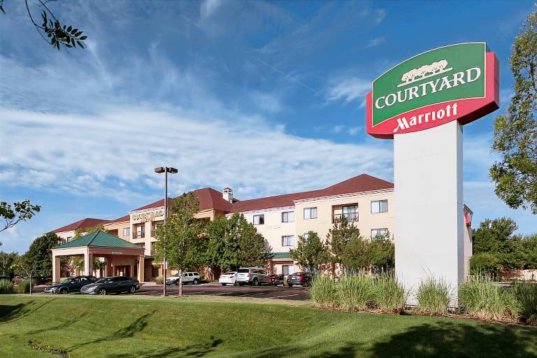 Courtyard by Marriott Wichita East