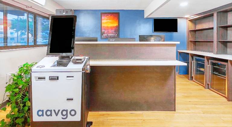 Travelodge by Wyndham Peoria — photo 2