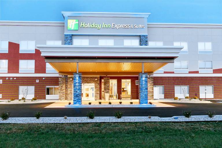 Holiday Inn Express And Suites MADISONVILLE By IHG