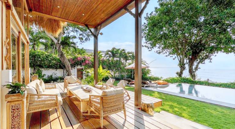 Big villa with pool | Close to the beach | Pets are welcome — photo 2