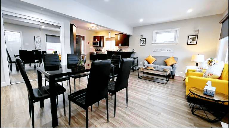 House Thunder Bay
