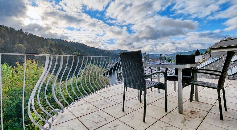 Große Wohnung am Wald mit Aussicht, Sauna, Kaminofen, Grill — photo 4