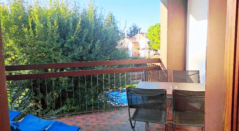 Rental apartment with pool — photo 5