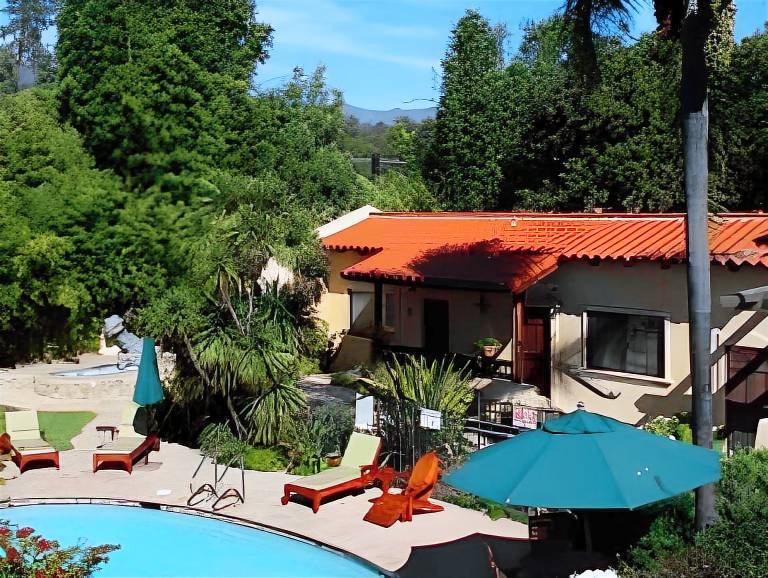 Blue Iguana Inn in Ojai, CA