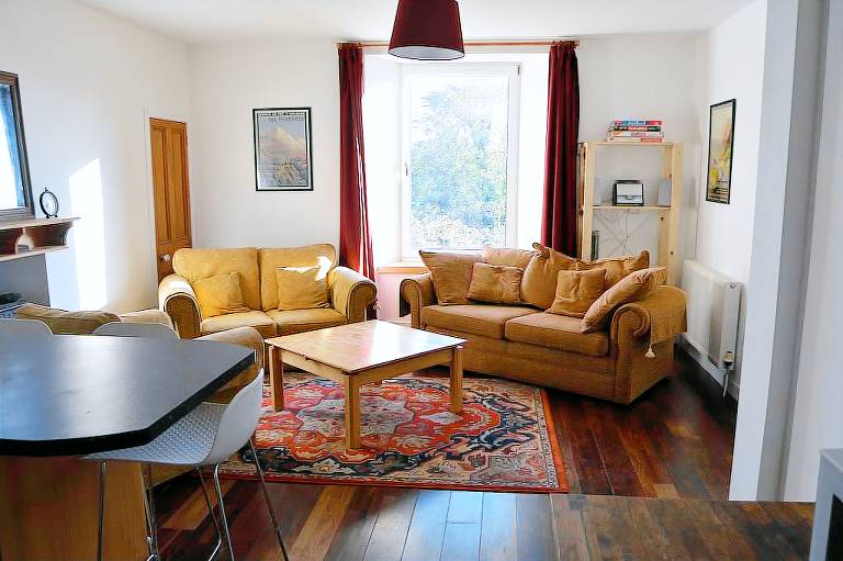 Cottage Gourock