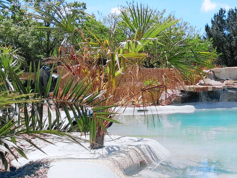 Mobile home with terrace & heated pool — photo 3