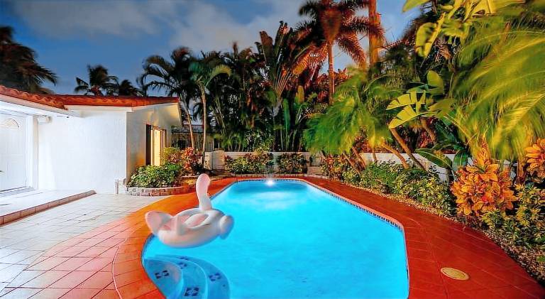 Pompano Beach Villa Waterfront with Heated Pool and Docking — photo 2