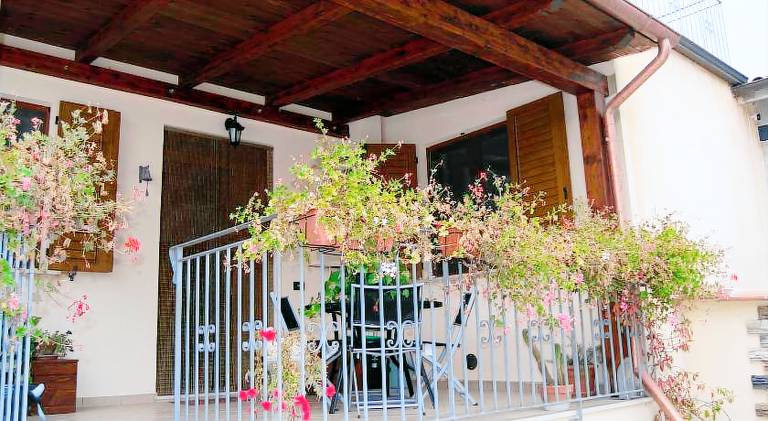 Lovely rental apartment with yard & terrace | Pets are welcome — photo 3
