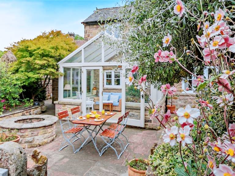 Fully equipped cottage with BBQ & garden | Pets allowed — photo 3